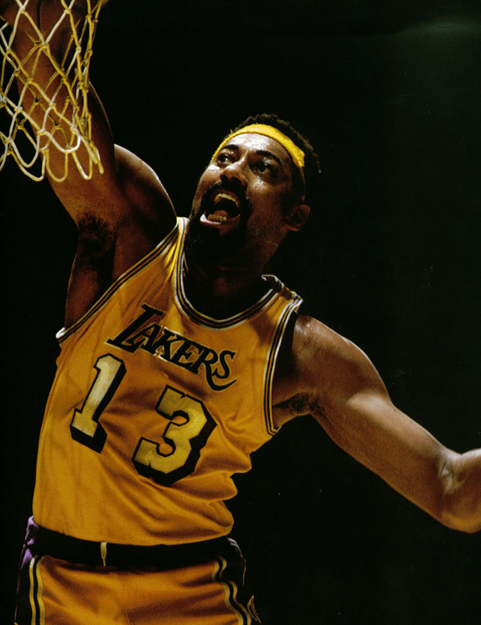 库蒂尼奥为小儿子庆祝生日，一家人身穿他效力过球队的球衣（库蒂尼奥为幼子庆生，全家穿上他曾效力球队的球衣）