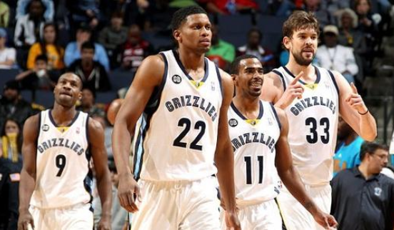 大卫-路易斯：未来会当教练；在慕尼黑夺得欧冠那夜太疯狂了（大卫-路易斯：计划未来执教；慕尼黑欧冠封王之夜太疯狂）