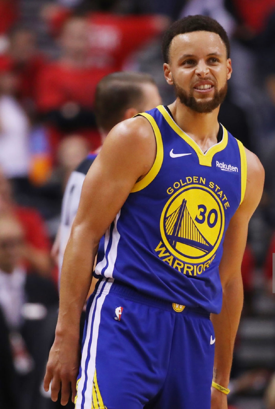 记者：皇马无法在1月激活帕斯的回购条款，且尚未考虑让其回归（记者：皇马1月无法启用帕斯回购条款，暂未考虑召回）