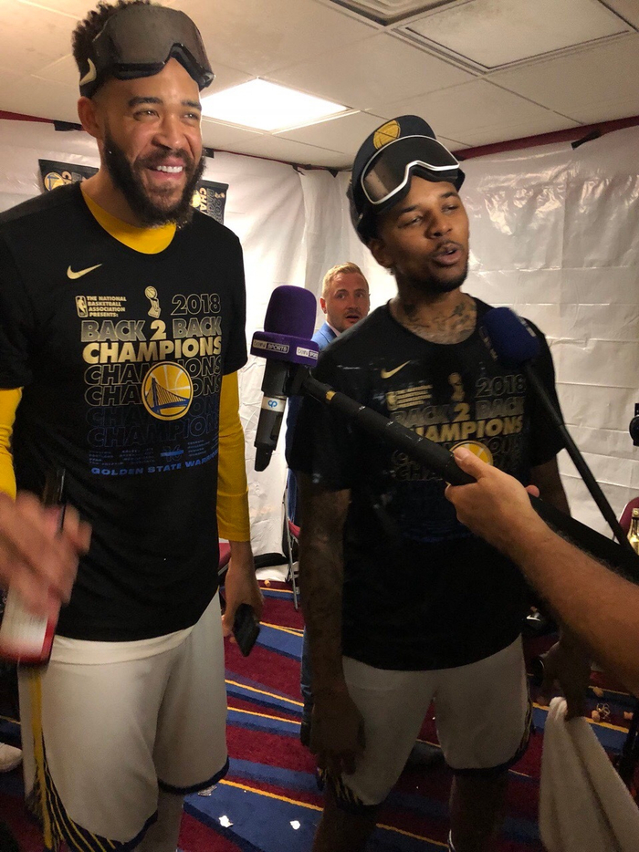 德拉富恩特：赢球是最难的，这种提醒时不时来一下也不是坏事（德拉富恩特：取胜最艰难，偶尔的警醒也是好事）