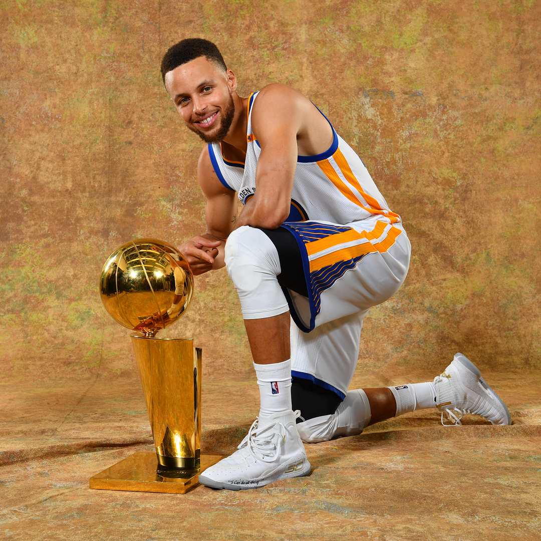 万隆主帅：周末联赛的胜利激励了我们，现在全队士气大振（万隆主教练：周末取胜为我们打了一剂强心针，全队士气高涨）