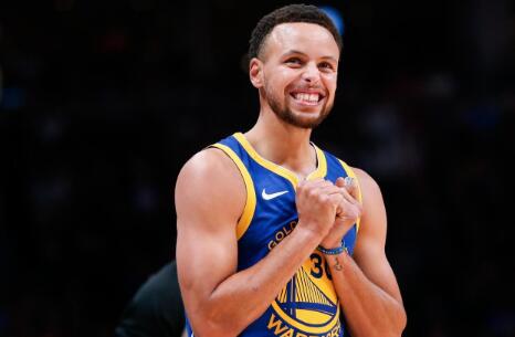 篮球火箭队内新星连续两场命中关键球（火箭新星连续两战命中关键球）